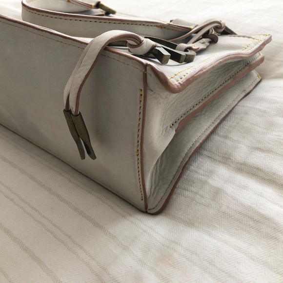 💖 Calvin Klein Brynn Suede Tote Crossbody - Picture 5 of 13